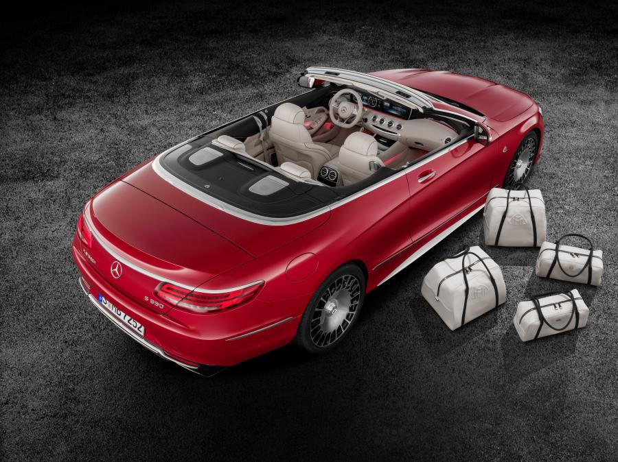  Mercedes-Maybach S650 Cabriolet 2017 года  (фото 3 из 43)